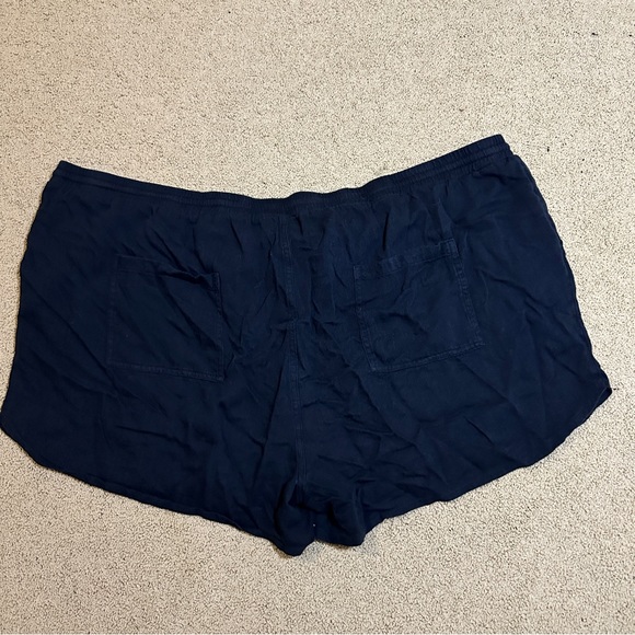 Universal thread black pull on shirt with drawstring waist, size 4X - Picture 4 of 6